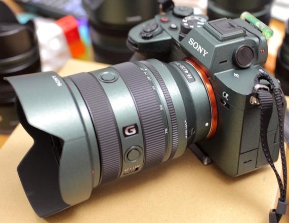 【美品・おまけ付】SONY SEL2070G レビュー】新レンズ『SEL2070G』製品版開梱レポート - ソニーの