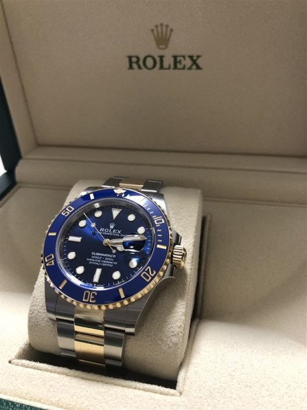 だぶる•*¨*•.¸♬︎ ロレックス サブマリーナーデイト 126613LB [オイスターブレスレット