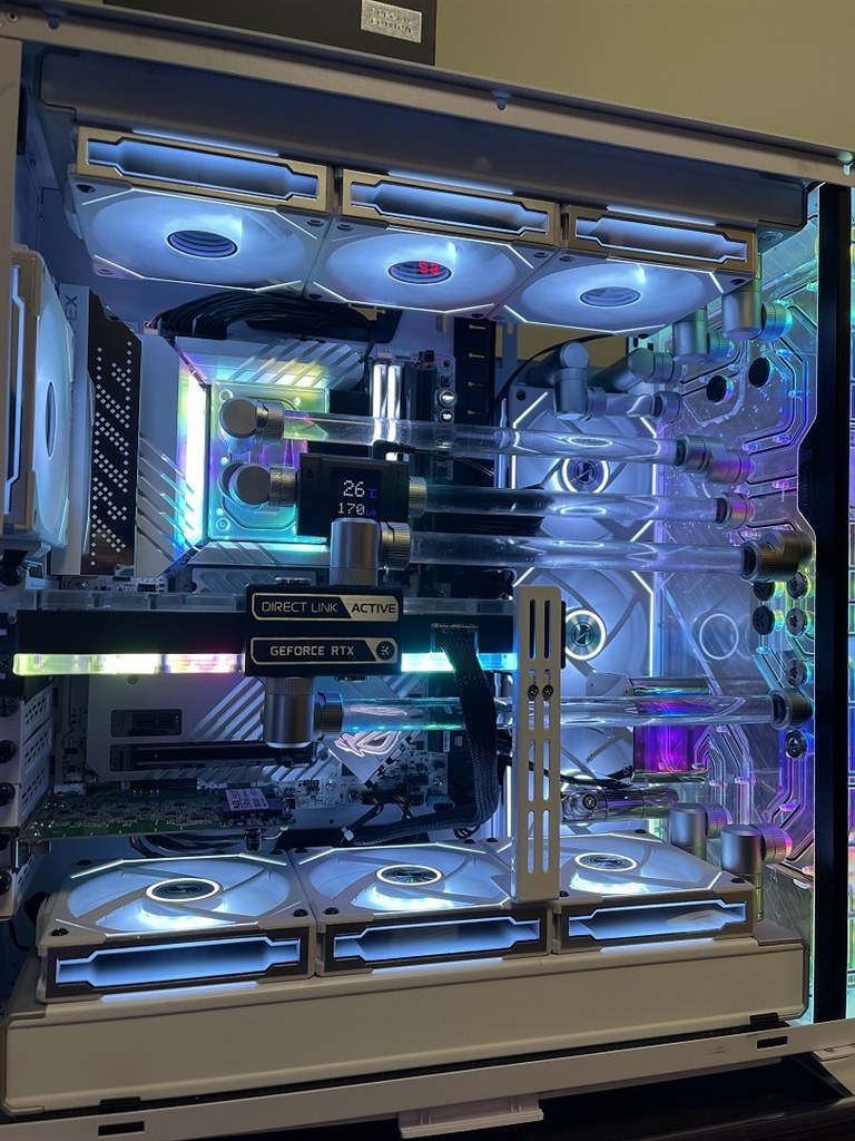 nzxt h9 flow のファンの配置』 MSI GeForce RTX 4090 SUPRIM