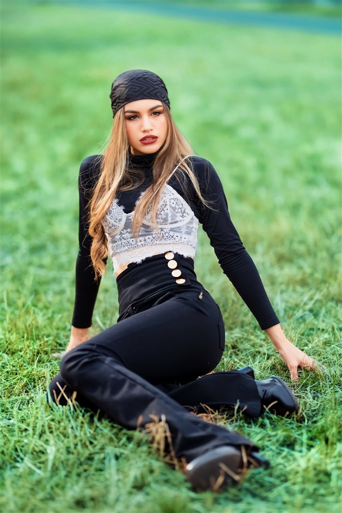 ニコール85mmＦ2フード付き ニコン NIKKOR Z 85mm F1.2 S – トキワカメラ