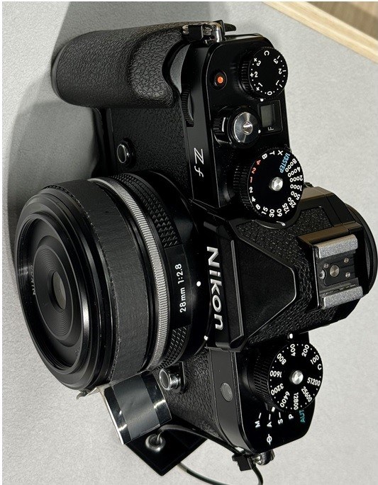 Zf-GR1ではない、SmallRigのエクステンショングリップ』 ニコン Zf-GR1ではない、SmallRigのエクステンショングリップ』 ニコン