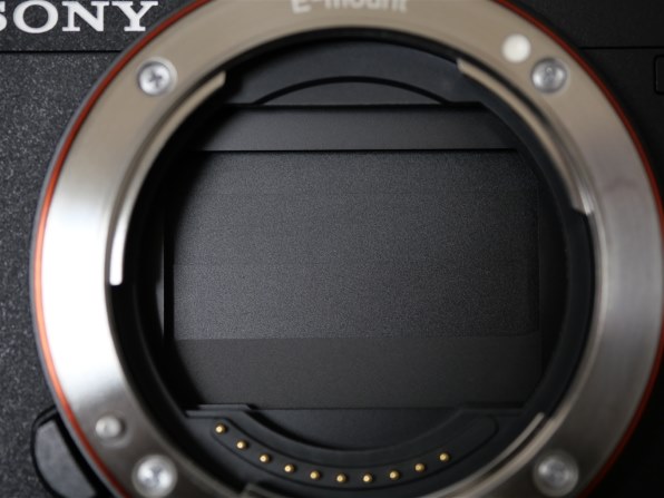 シャッターの傷』 SONY α7C II ILCE-7CM2 ボディ のクチコミ掲示板