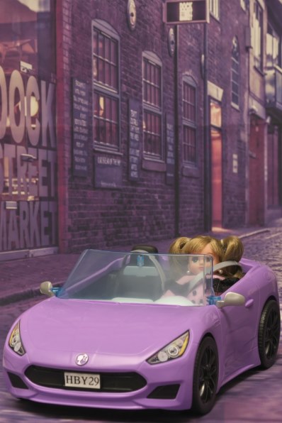 バービーとおでかけ ピンクのキュートなクルマ」HBT92