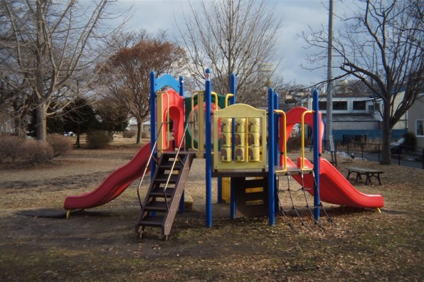 ★送料込 ソニー NEX-C3D(ダブルレンズキット) ピンク 美品！ SONY（ソニー） α NEX-C3 ダブルレンズキット ピンク NEX-C3D/P