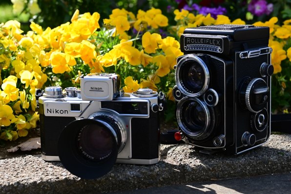 Nikon FMボディ 初期型 動作確認済 プリズム腐食有 Nikon(ニコン) Z f ミラーレスカメラ ボディ ブラック(Z f