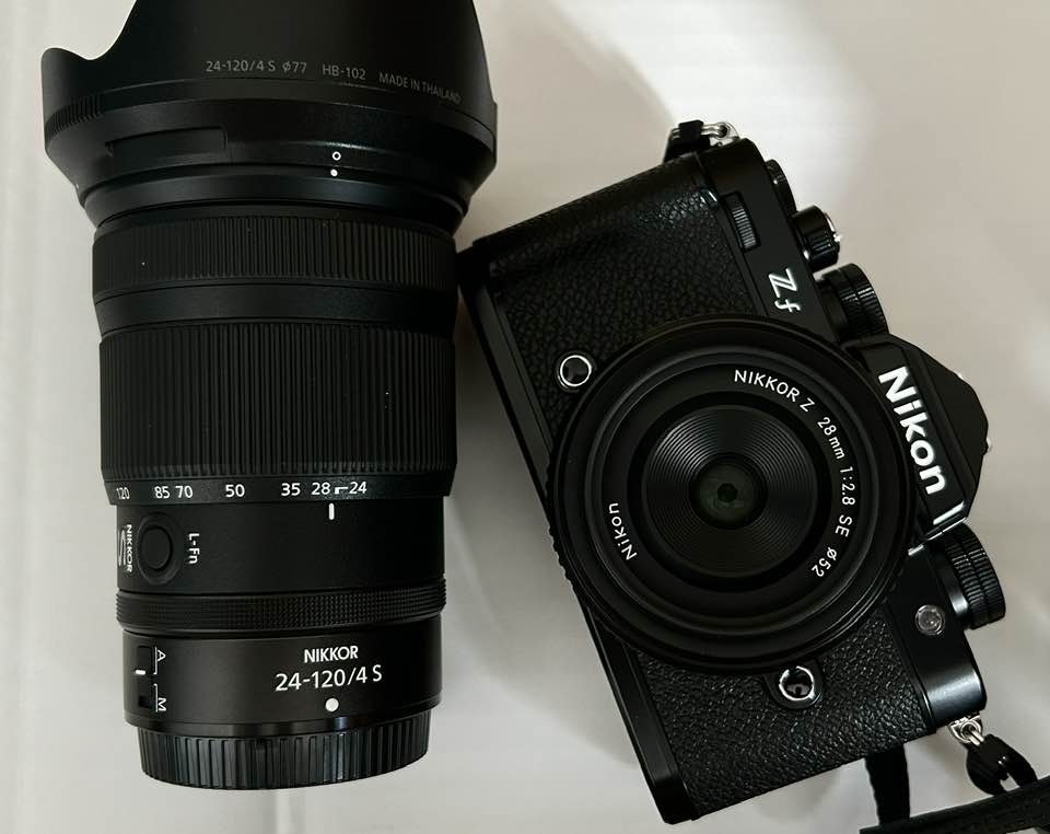 NikonZf ボディ 動作確認済み バッテリー・ストラップ付 外観小キズあり NikonZf ボディ 動作確認済み バッテリー・ストラップ付 外観小