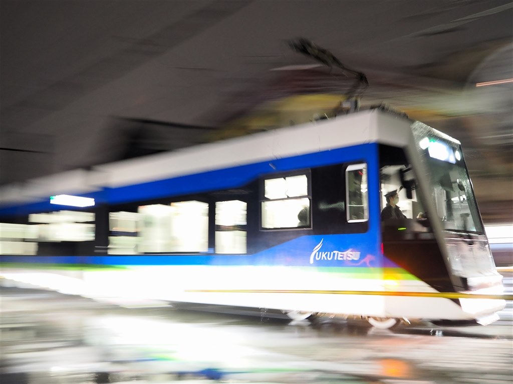 買いました。』 オリンパス M.ZUIKO DIGITAL ED 75mm F1.8 [ブラック