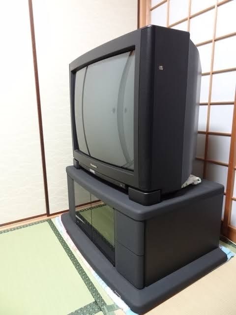 1990年代後半~ 2000 年頃のブラウン管スタイル PC フルセット ＊新品 1990年代後半~ 2000 年頃のブラウン管スタイル PC フルセット ＊新品