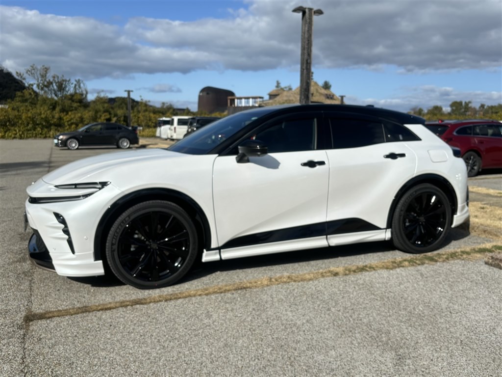 クラウンスポーツ モデリスタ　フロントスポイラー CROWN SPORT（クラウン スポーツ） 価格&スペック表