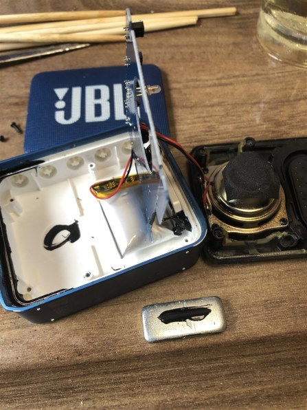 jbl go2 電源につなぎっぱなし