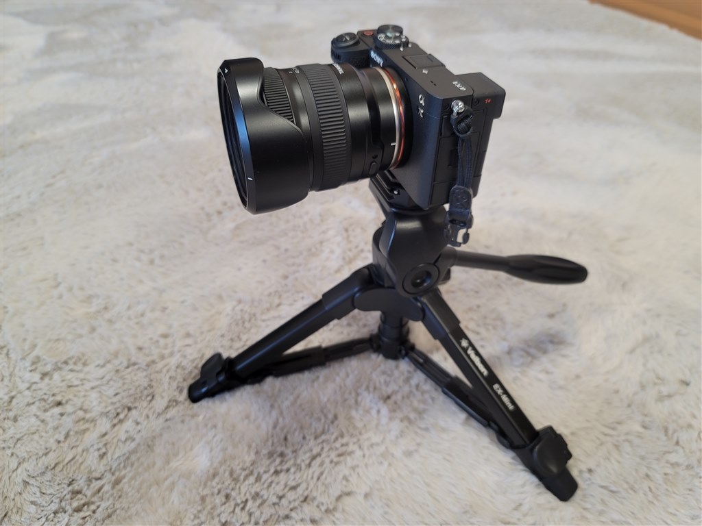初めてのミラーレス一眼におすすめの機種を教えてください』 SONY α7C