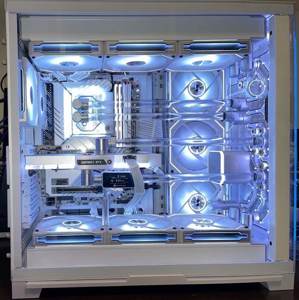 ピラーレースケースで白いPC』 LIAN LI O11 Dynamic EVO XL のクチコミ