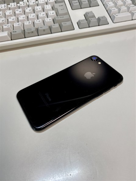 Apple iPhone 7 256GB au [ブラック]投稿画像・動画 - 価格.com