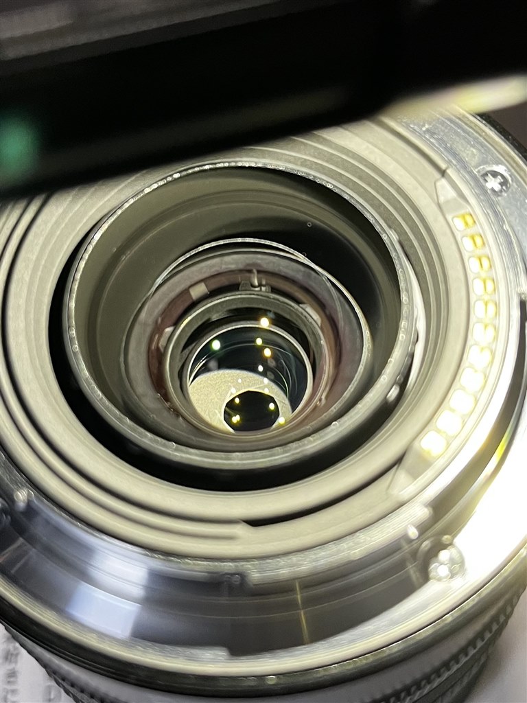 レンズ後玉の赤さについて』 ニコン NIKKOR Z 24-70mm f/4 S の