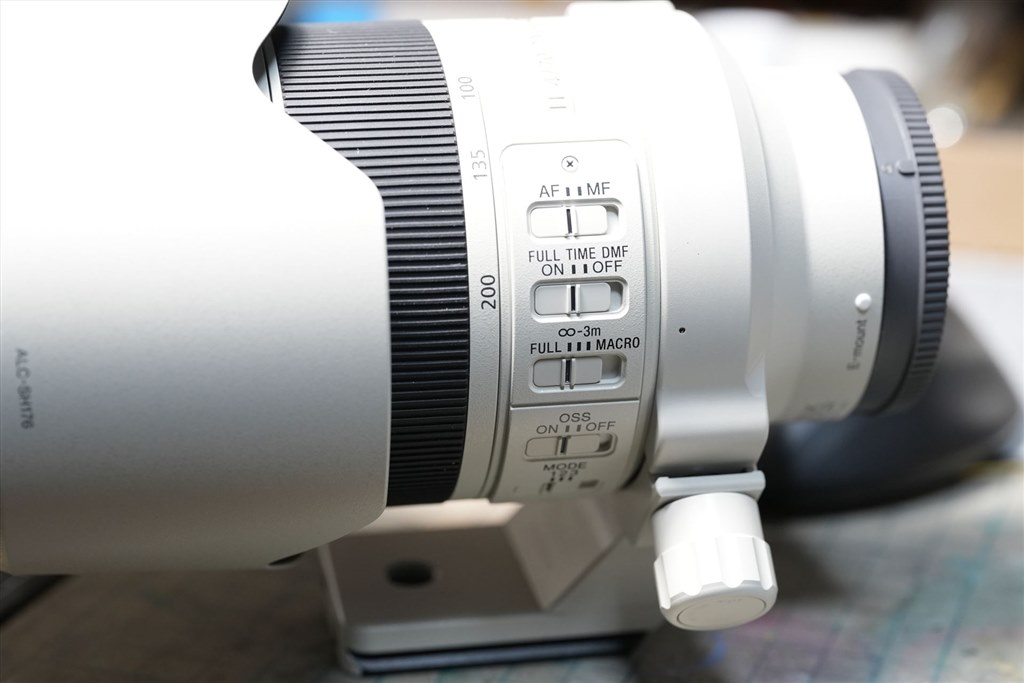 アルカスイス互換の三脚座』 SONY FE 70-200mm F4 Macro G OSS II