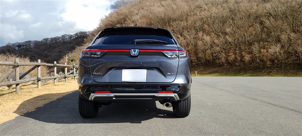 ヴェゼル 2026年式リアロアスカート新車外し 現行ホンダヴェゼルRV-5 