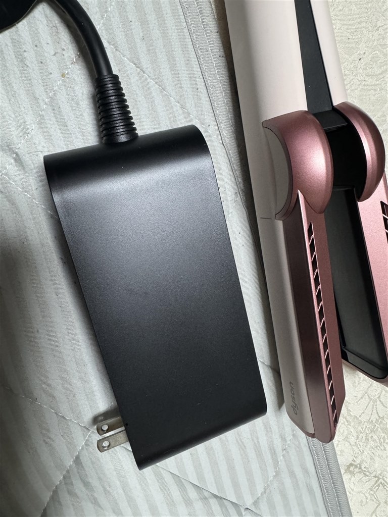 髪の付け根が乾かない』 ダイソン Dyson Airstrait ストレイトナー