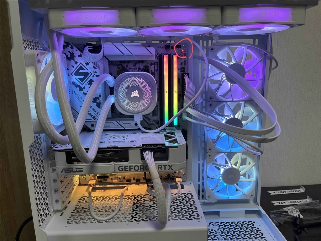 SANOH LCD表示ユニット　ARGB-X03L-AMD 動作保証 マザーボードのCPU項目が赤く点灯している。』 ASRock X670E Steel