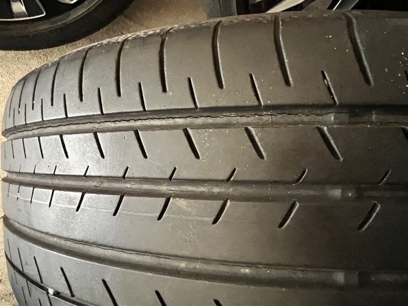 YOKOHAMA BluEarth-GT AE51 205/40R18 86W XL 価格比較 - 価格.com