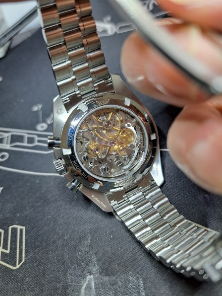 オメガ スピードマスター ムーンウォッチ プロフェッショナル