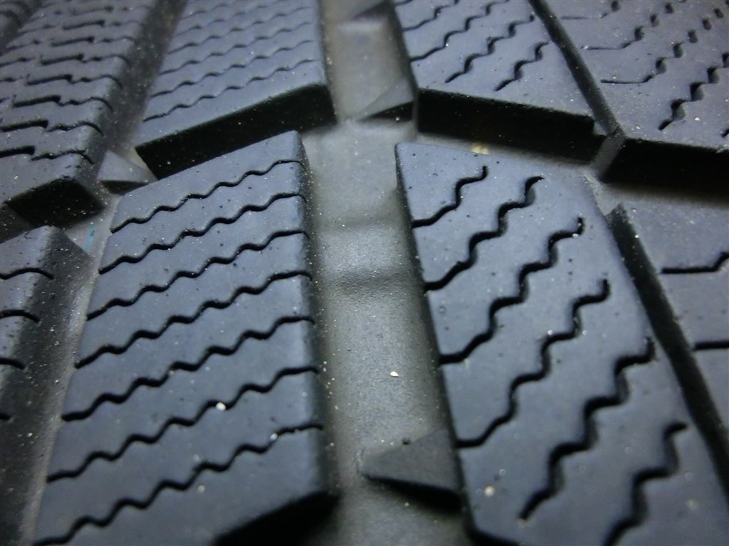 5シーズン目 なぜかまだ使えそう』 TOYO TIRE Winter TRANPATH 5シーズン目 なぜかまだ使えそう』 TOYO TIRE Winter TRANPATH