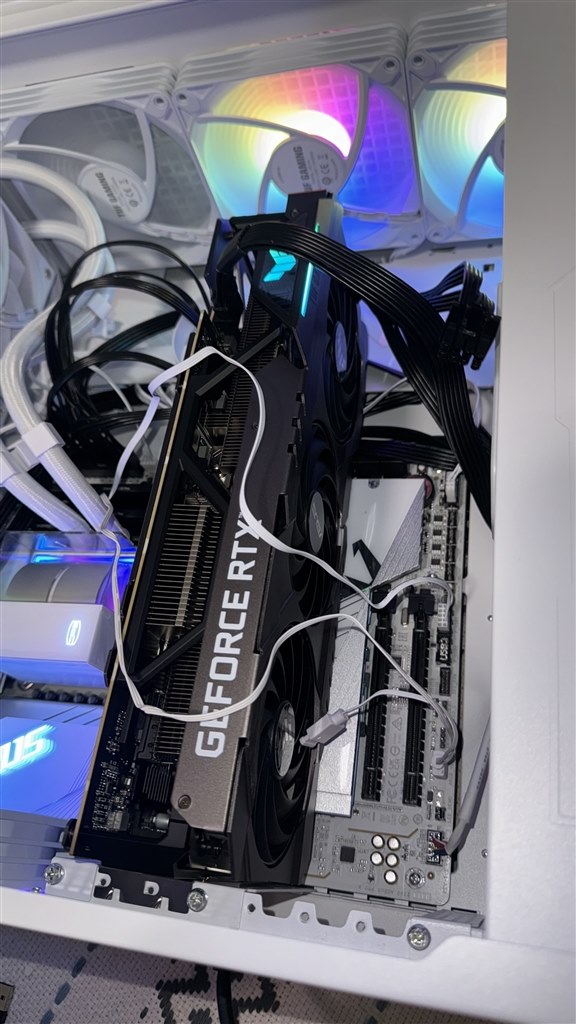 起動不可GIGABYTE GEFORCE RTX 4090風　漬物石 起動不可GIGABYTE GEFORCE RTX 4090風 漬物石（Z790 AORUS PRO