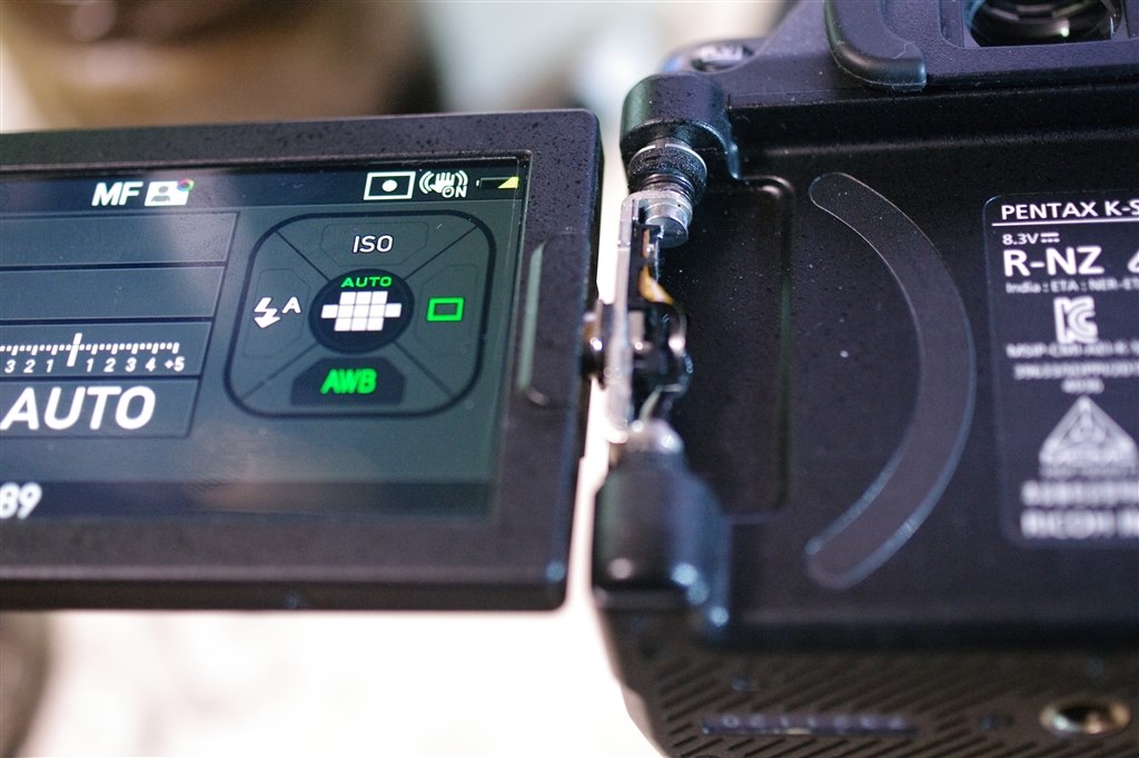バリアングルモニターについて教えてください』 ペンタックス PENTAX K