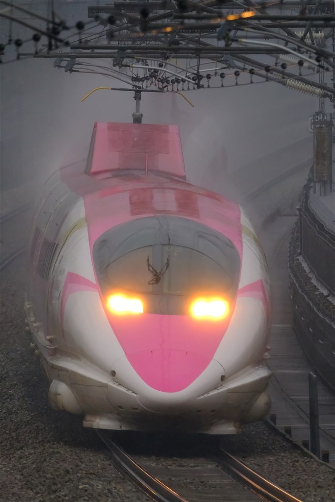 雨の大津トンネル（新幹線撮影の使用感）』 富士フイルム フジノン