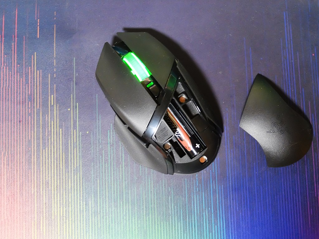 ∠(^_^) 買って正解充電とか手間なし400時間はうれしい。』 Razer