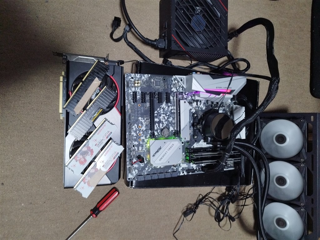 ビープ音単音3回が鳴り、再起動を繰り返す』 ASRock B450M Pro4 の 