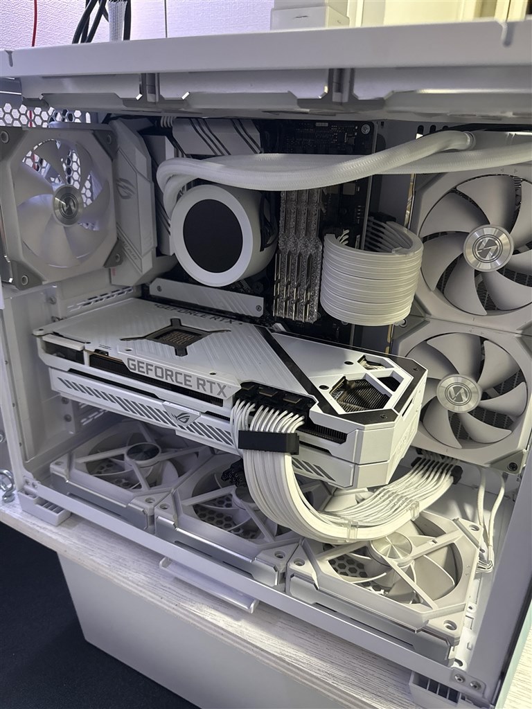 ASUS ROG B550-A+ Ryzen 5 + Corsair 電源 電源が一瞬つくだけで起動