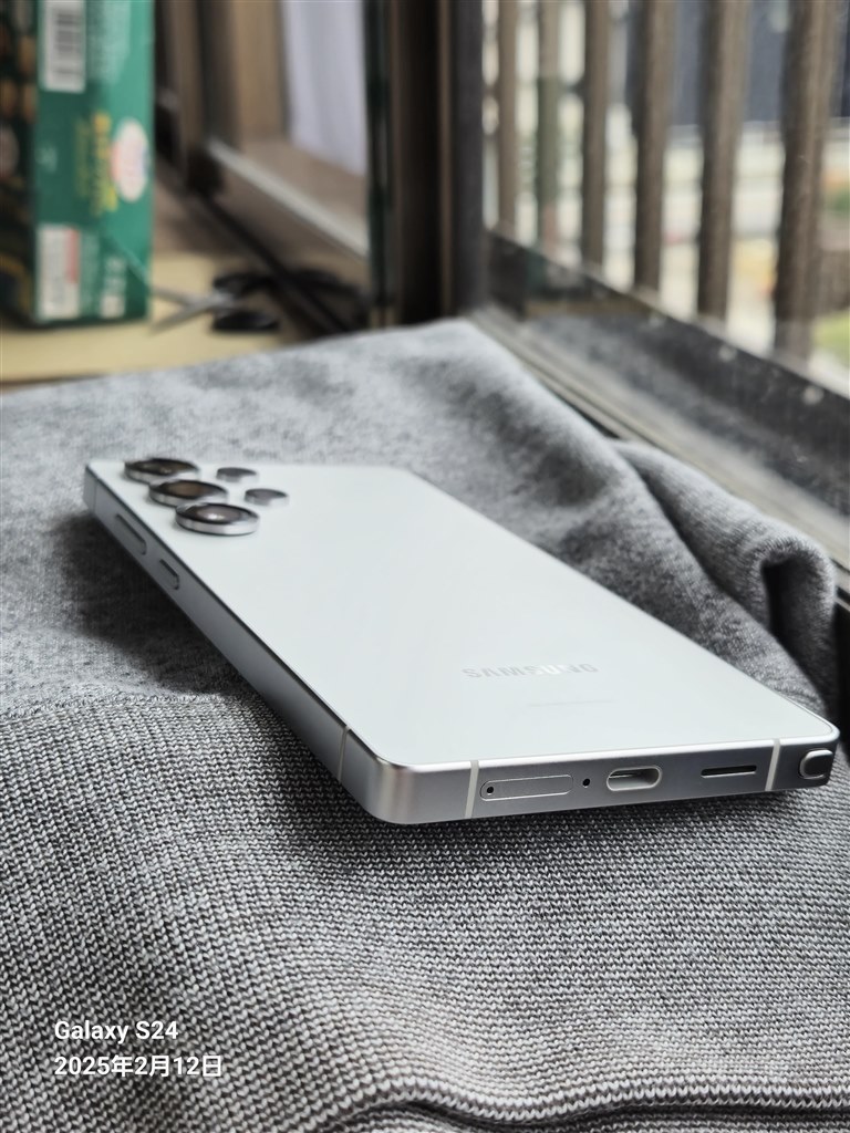 S25 Ultra 本体写真 ～曇り空の窓辺から～』 サムスン Galaxy S25