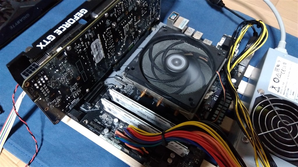 マザーボード、cpu、グラフィックボード、電源のセットになります unnamed-scaled.jpg?ssl=1