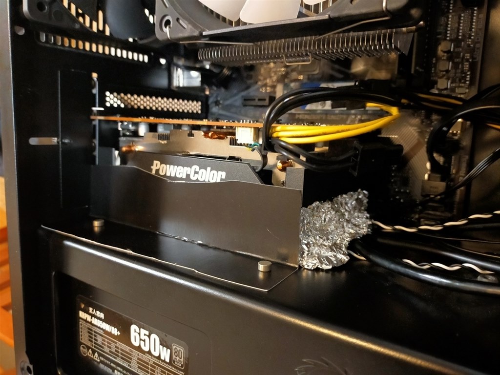 ショート基盤シングルファンを活かした吸気ダクト化』 玄人志向 RD