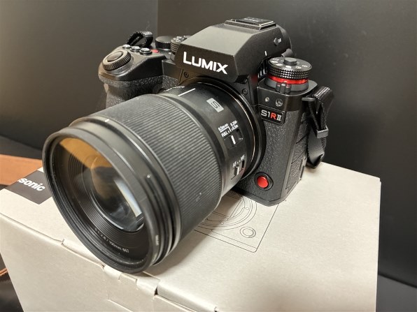 LUMIX 100mm f2.8 S-E100　Φ67【美品】 新品)Panasonic (パナソニック) LUMIX S 100mm F2.8 MACRO S