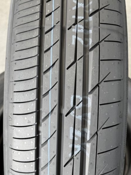 ダンロップ エナセーブ RV505 195/60R16 89H 価格比較 - 価格.com ダンロップ エナセーブ RV505 195/60R16 89H 価格比較 - 価格.com