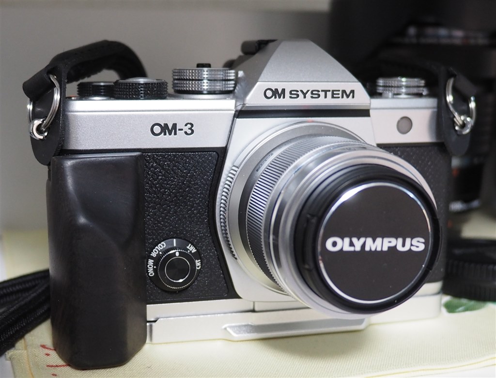 OLYMPUS オリンパスOM-3 、OM-4 グリップ □OLYMPUS OM-4 グリップ自作: OH BE HELLO's 休憩室 Mark III