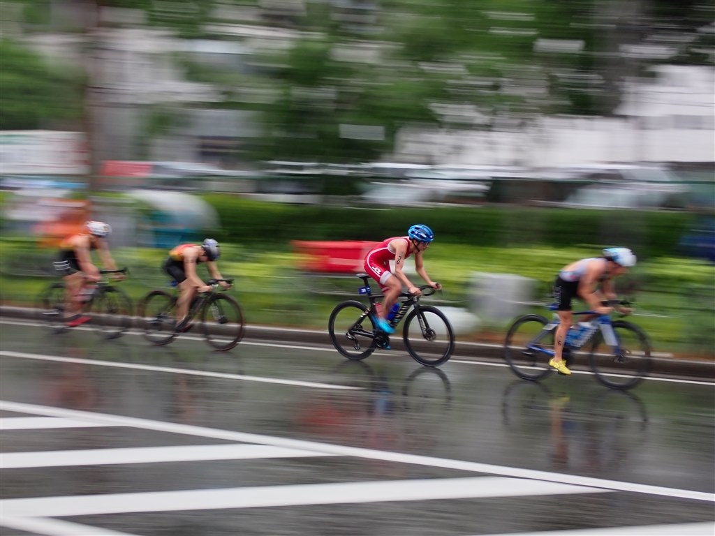 流し撮りで使ってみました』 オリンパス OLYMPUS Tough TG-6 の