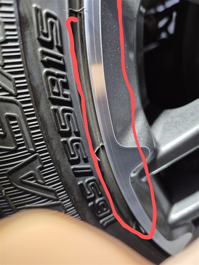 アルミホイールの傷について』 ホンダ N-BOX カスタム 2023年モデル の