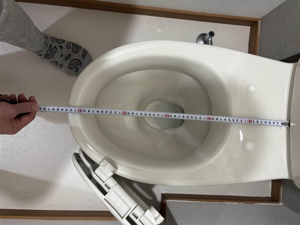 普通型、レギュラーサイズの便器にフィットする機種は？』 INAX CW