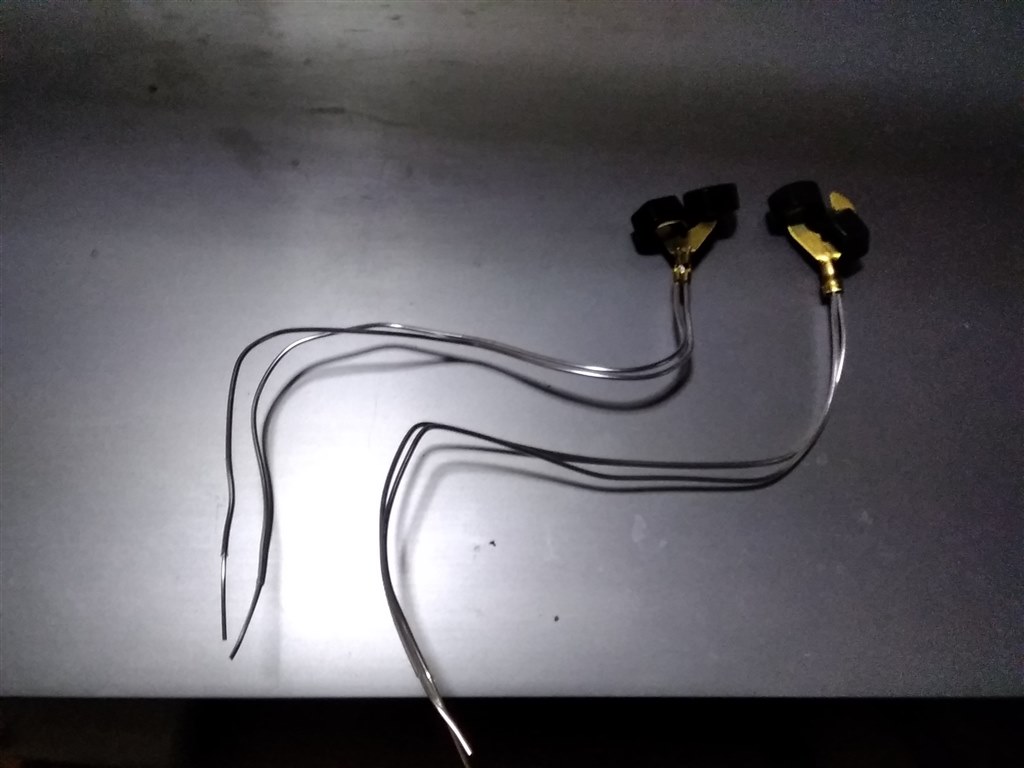 オヤイデ φ0.5㎜ 4N 純銀単線 140㎝ ペアー XLR ケーブル 4nag_16mm_001_800t.jpg