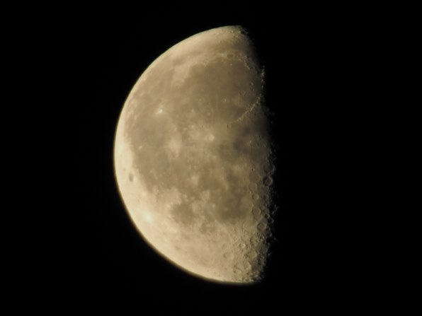 オリンパス ズイコーデジタル ED 50-200mm F2.8-3.5 SWDのクチコミ