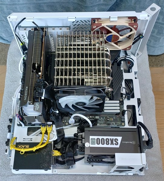 Cooler Master Qube 500 Flatpack ホワイト Amazon | Cooler Master Qube 500 Flatpack White 全面
