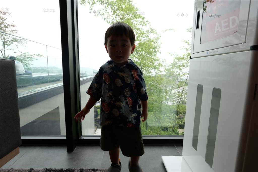 逆光の人 逆光の写真に関してご教授ください』 パナソニック LUMIX DC-S9