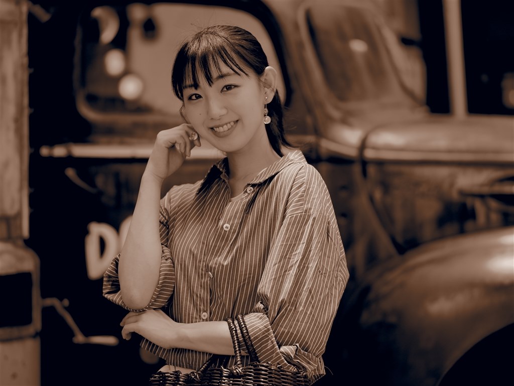 アートフィルターでポートレート』 OMデジタルソリューションズ