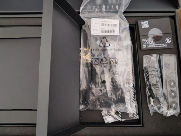 ASUS ROG-ASTRAL-RTX5080-O16G-GAMING [PCIExp 16GB]投稿画像・動画