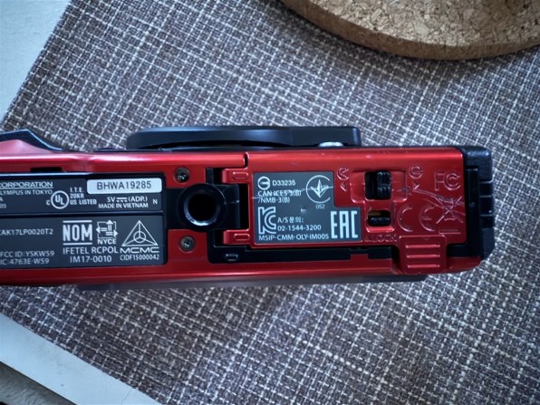 OLYMPUS Tough TG-5 デジタルカメラ 61NWx07kVQL._UF350,350_QL80_.jpg