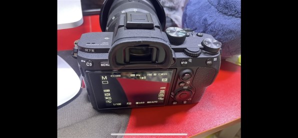 SONY α7 III ILCE-7M3K ズームレンズキット 価格比較 - 価格.com