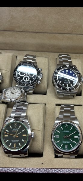 ロレックス オイスター パーペチュアル 124300 [オイスター