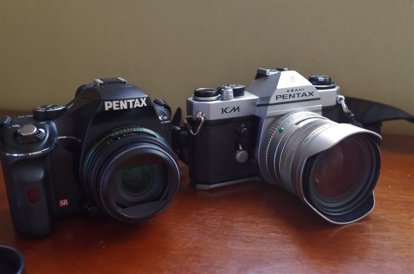 PENTAX K-50 ダブルズームキット メタルネイビー/ホワイト 2031 PENTAX K-50 ダブルズームキット メタルネイビー/ホワイト 2031